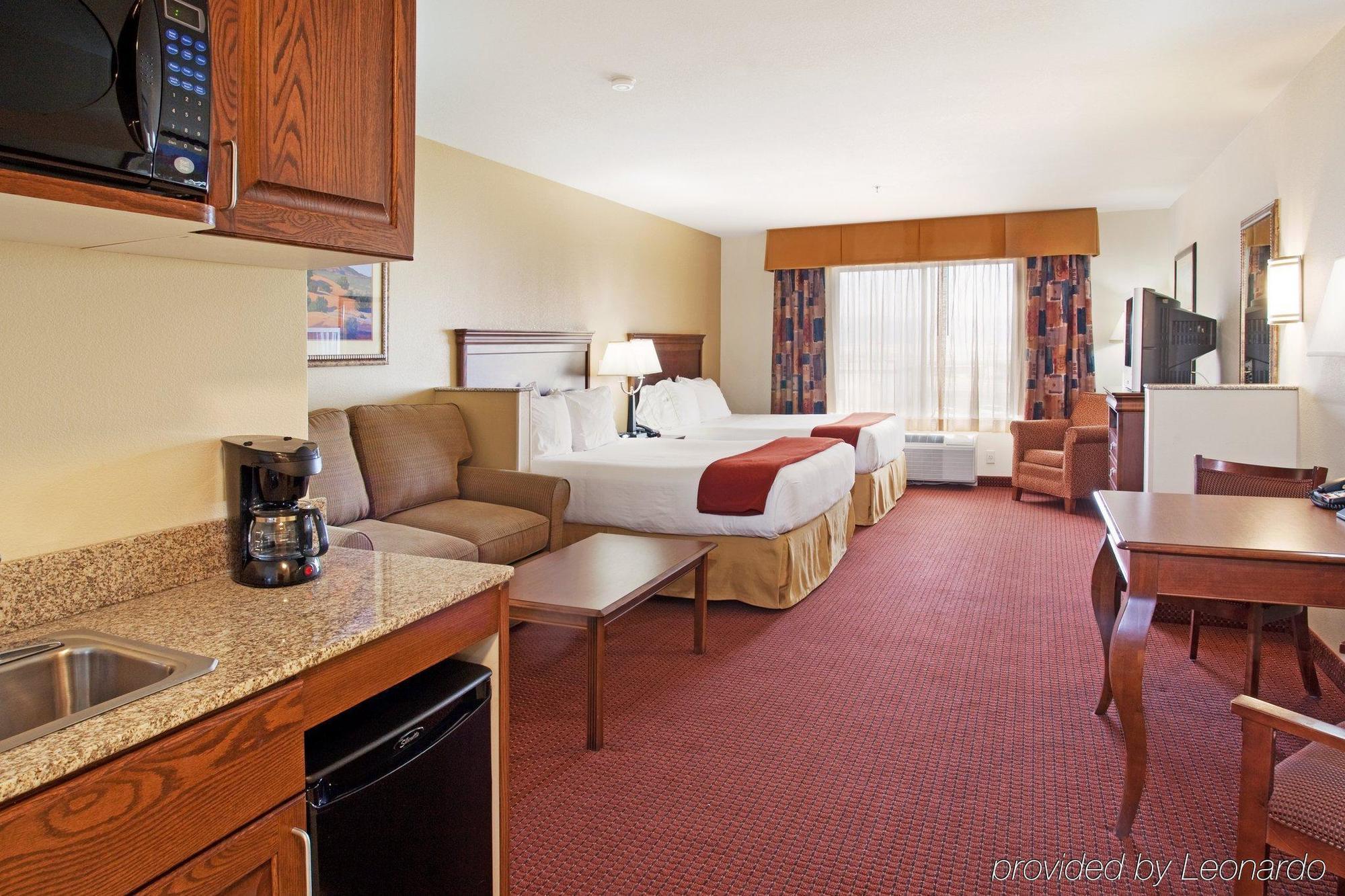 Holiday Inn Express Hotel & Suites Tooele By Ihg Rom bilde